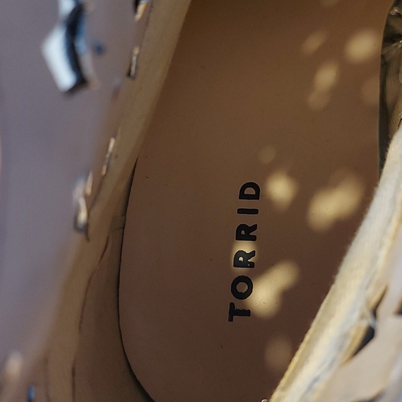 071. TORRID SUEDE WEDGE BOOTIES! - Picture 4 of 6